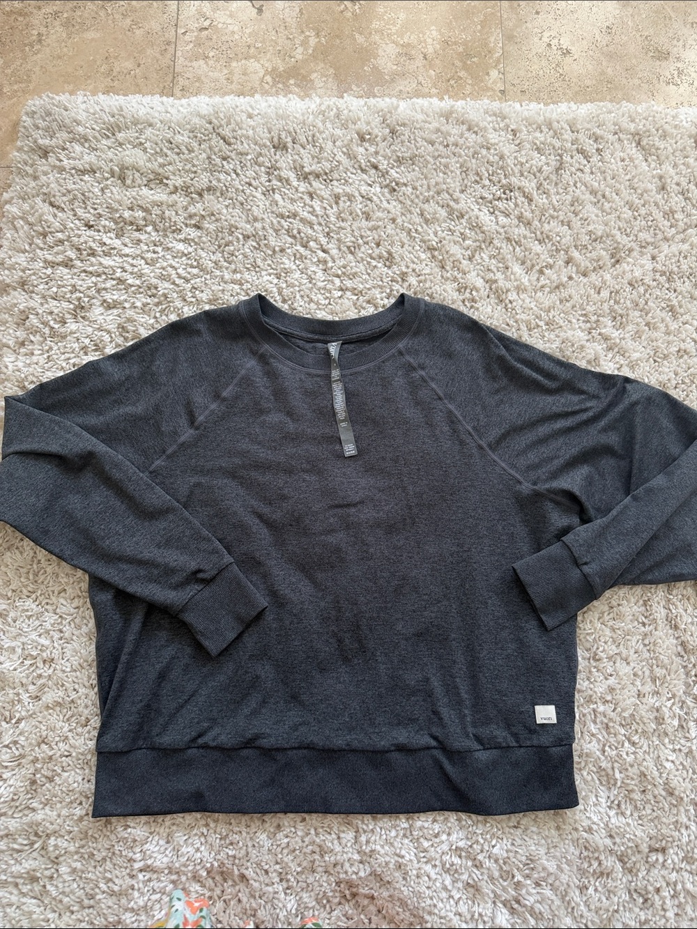 Vuori Women's Charcoal Gray Crewneck Sweatshirt